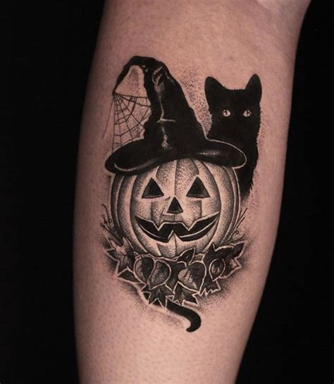 Pumpkin with witch hat tatgoo